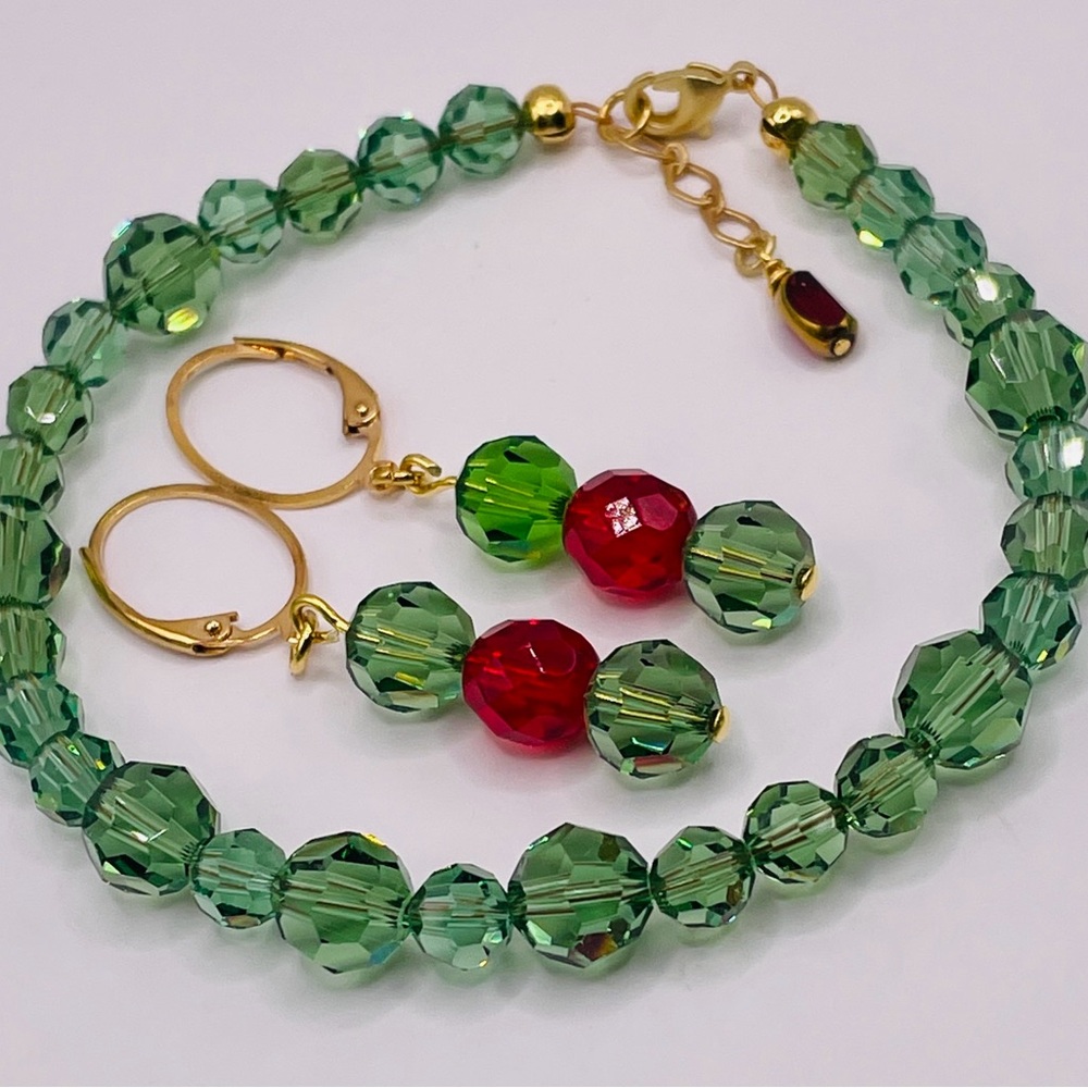 Holiday Bracelet and Earrings Set